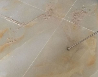 阳城瓷砖空鼓维修公司分享粘合剂选择不当在瓷砖铺贴过程中可能导致以下问题